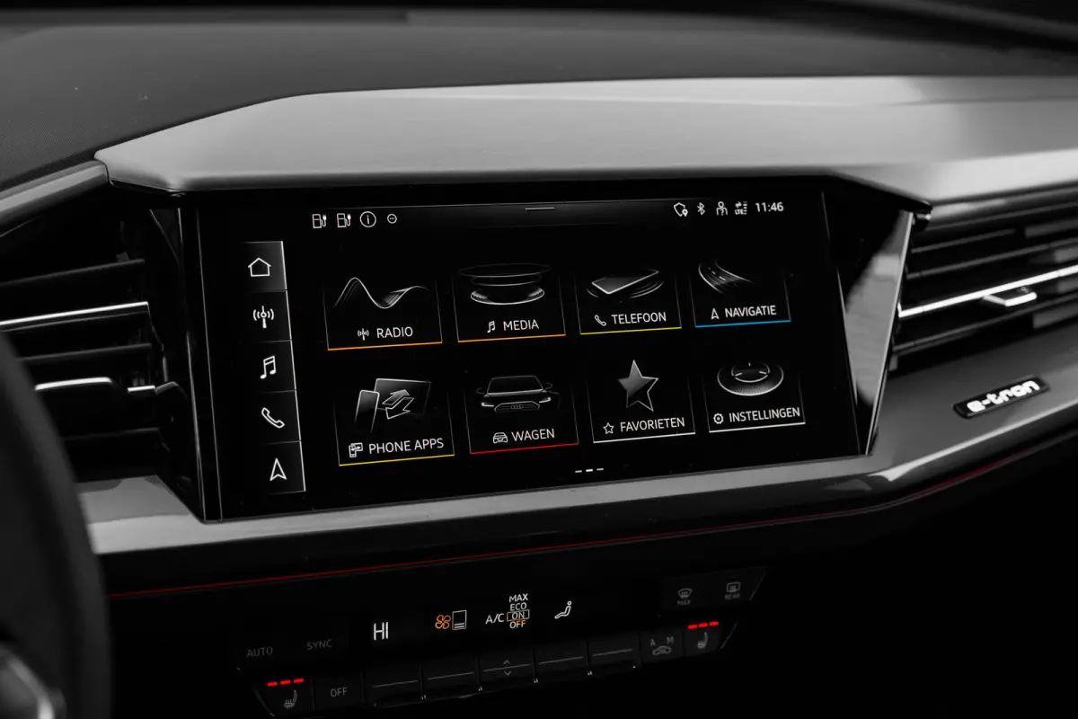 S edition Competition | Achterklep, automatisch bedienbaar | Achteruitrijcamera | Adaptive cruise control
