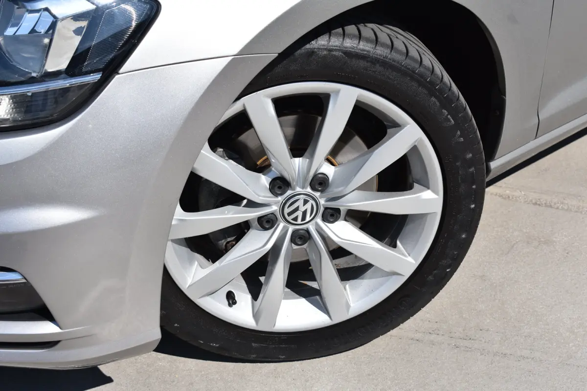 1.5 TSI 130PK DSG/AUT. Highline | TREKHAAK | CAMERA | NAVIGATIE | APP. CONNECT | ADAPT. CRUISE | LED | DAB+