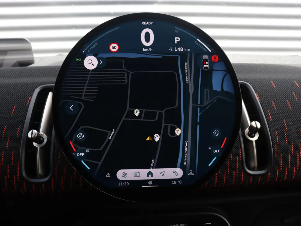 E | John Cooper Works + Pakket L + Head-Up + Driving Assistant Plus + Harman Kardon + Parking Assistant Plus + Comfort Access + SOH 100% + 20'' LMV
