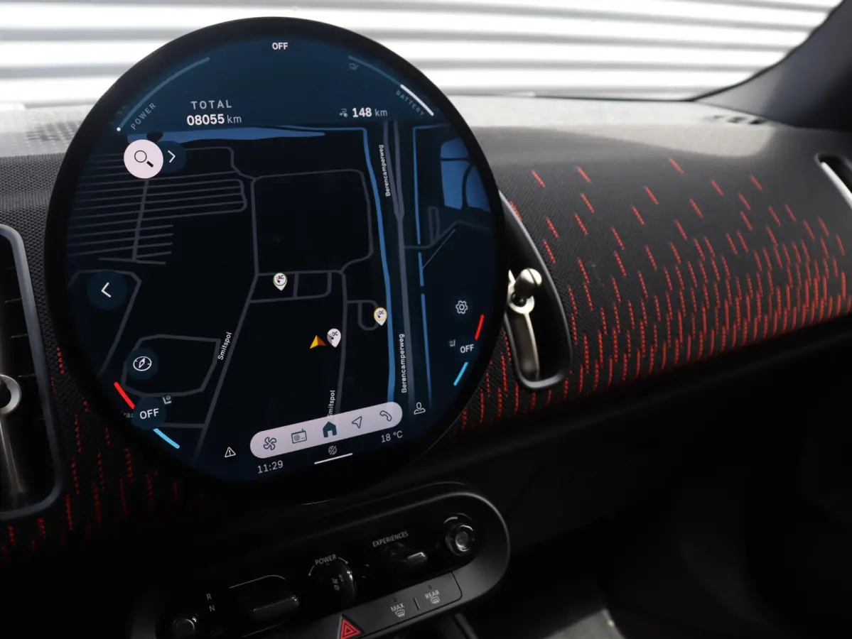 E | John Cooper Works + Pakket L + Head-Up + Driving Assistant Plus + Harman Kardon + Parking Assistant Plus + Comfort Access + SOH 100% + 20'' LMV