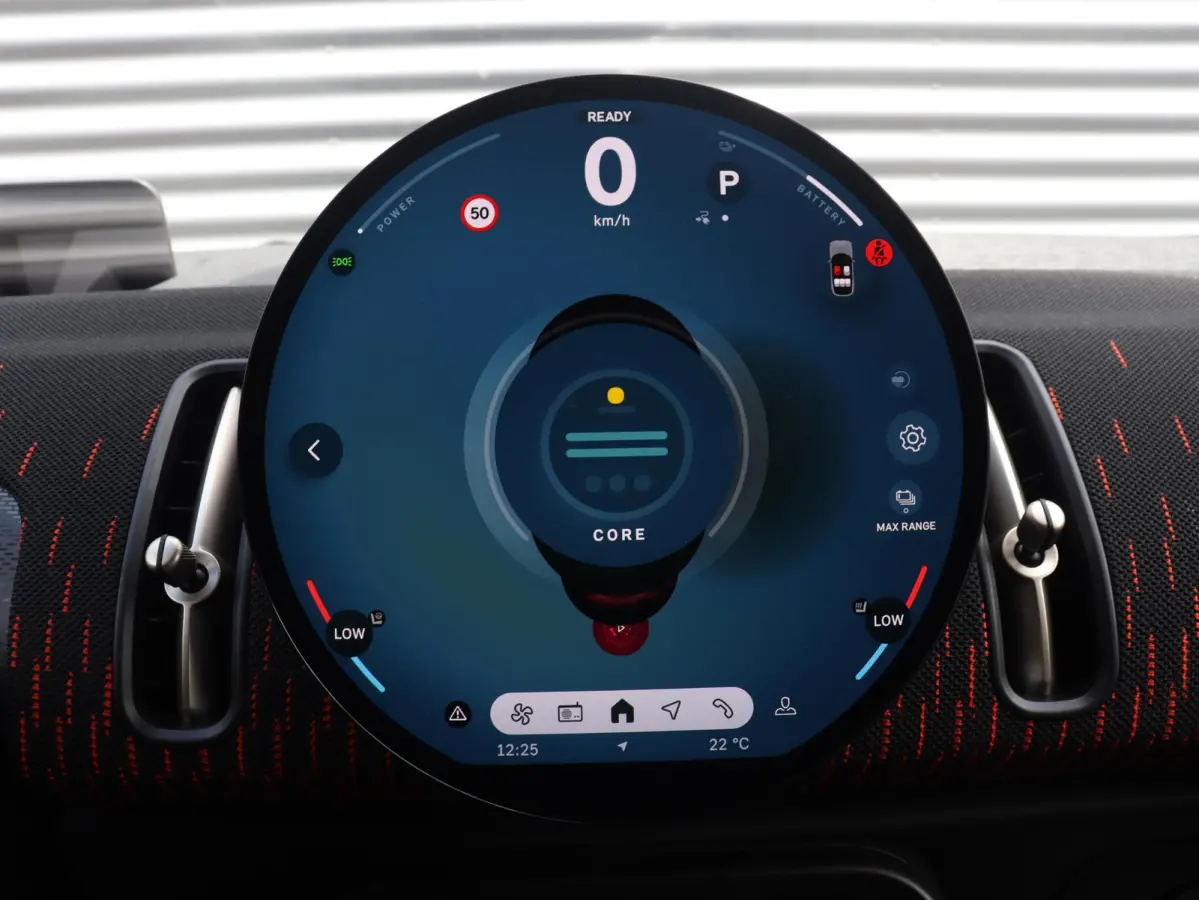 E | John Cooper Works + Pakket L + Head-Up + Driving Assistant Plus + Harman Kardon + Parking Assistant Plus + Comfort Access + SOH 100% + 20'' LMV