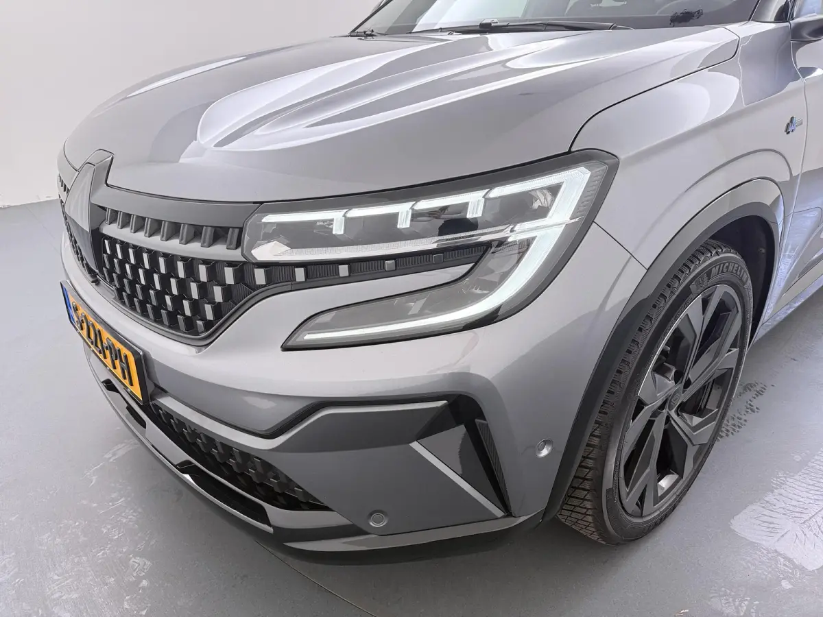 iconic esprit Alpine E-Tech full hybrid 200 | Panoramadak | Harman Kardon |