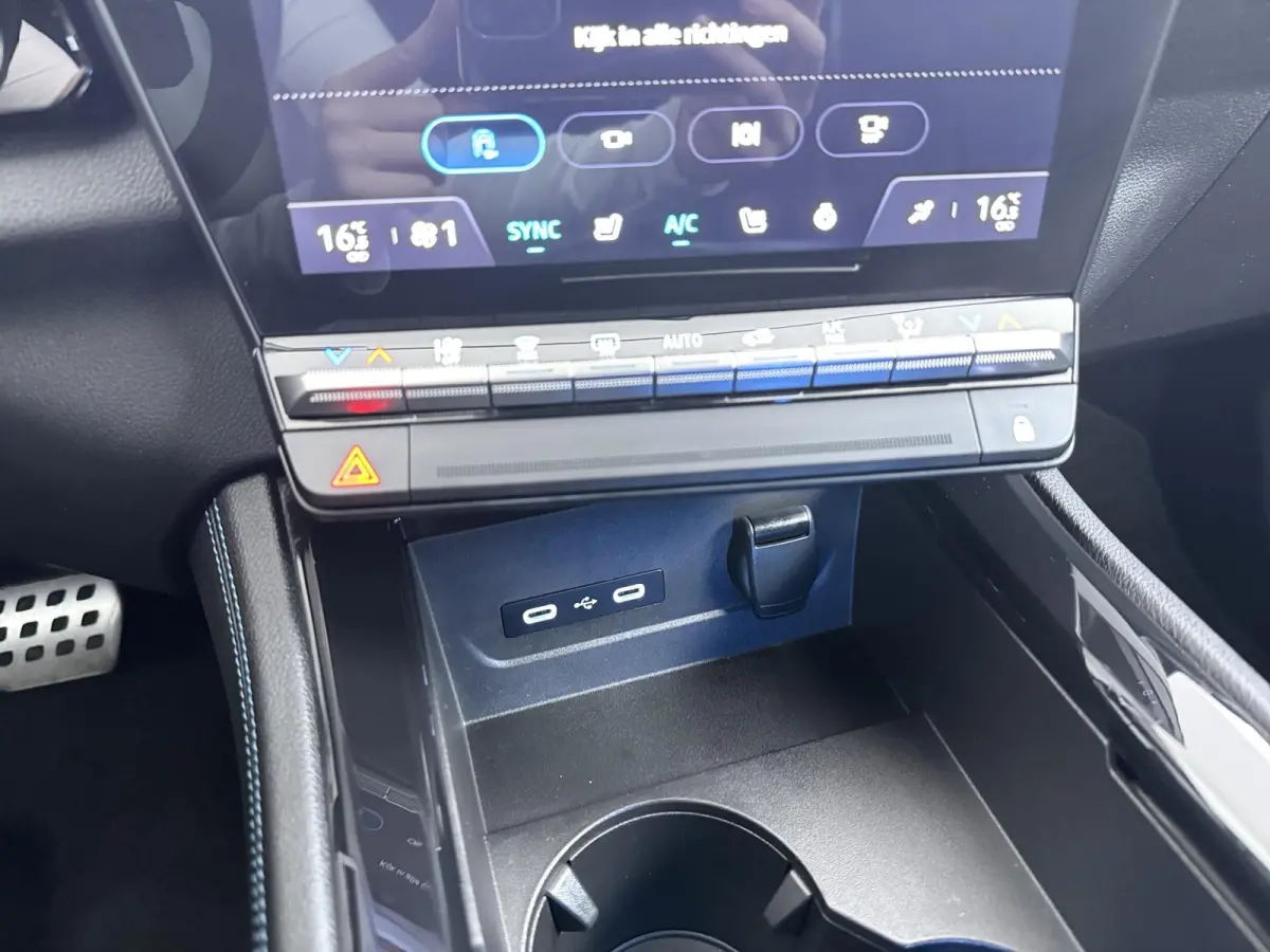 iconic esprit Alpine E-Tech full hybrid 200 | Panoramadak | Harman Kardon |