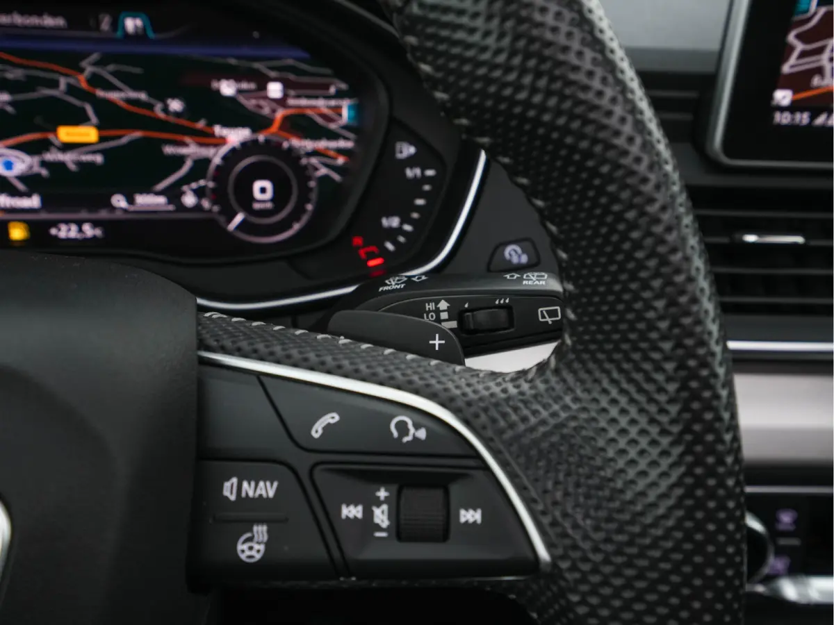 55 TFSI S-Line Competition Quattro (Plug-In) Aut. *PANO | LEATHER | FULL-LED | HEATED-SPORTSEATS | KEYLESS | CAMERA | NAVI-FULLMAP | PRIVACY-GLASS | DIGI-COCKPIT | CRUISE-ADPAPTIVE | DAB | 2