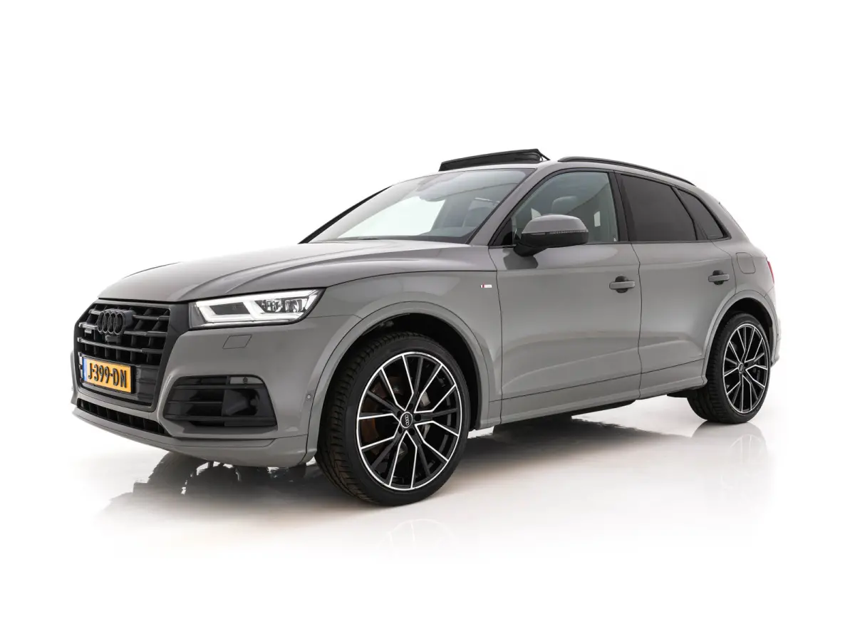 55 TFSI S-Line Competition Quattro (Plug-In) Aut. *PANO | LEATHER | FULL-LED | HEATED-SPORTSEATS | KEYLESS | CAMERA | NAVI-FULLMAP | PRIVACY-GLASS | DIGI-COCKPIT | CRUISE-ADPAPTIVE | DAB | 2