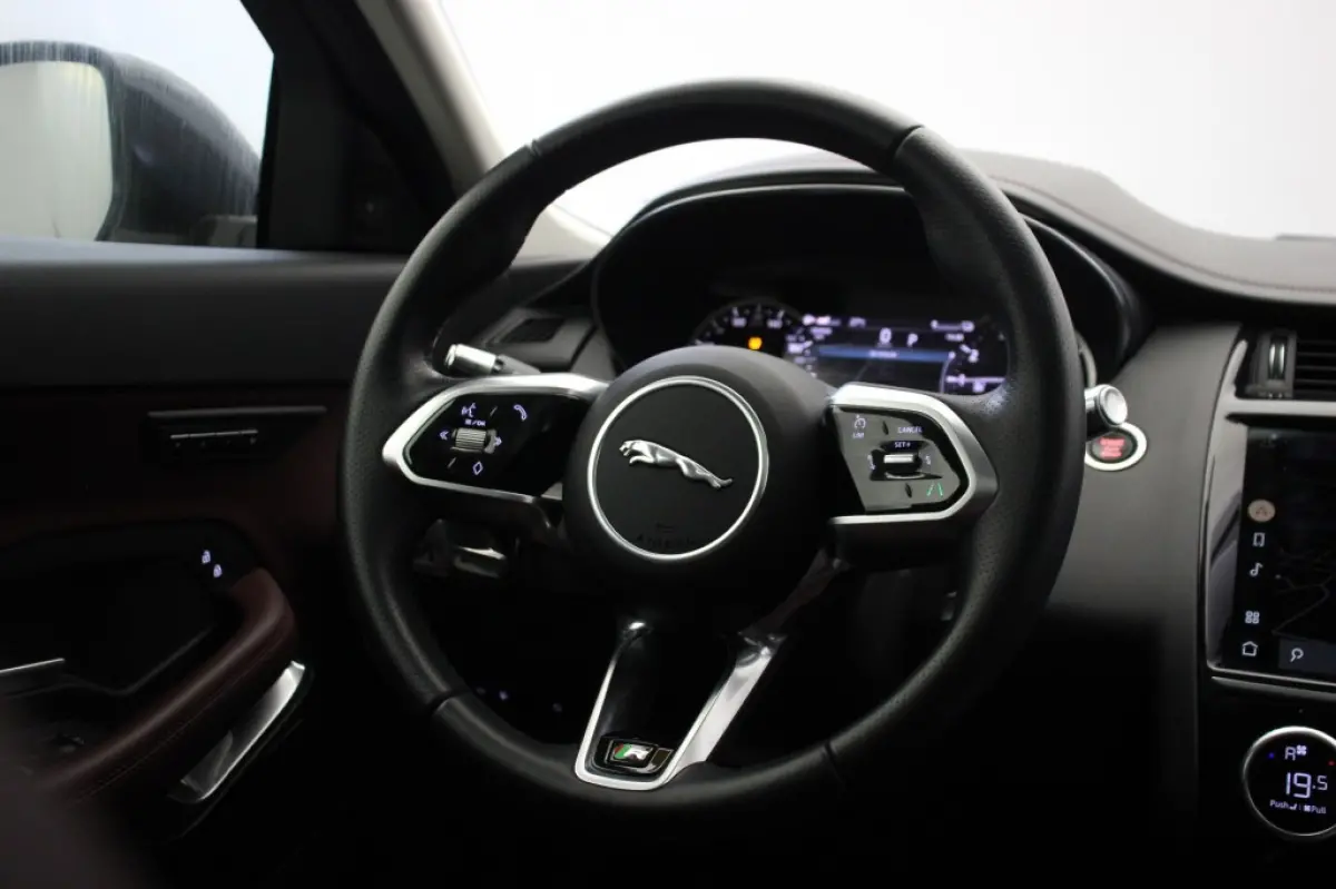 1.5 P300e AWD R-Dynamic HSE - Panorama, Carplay, Camera, Leer, Clima