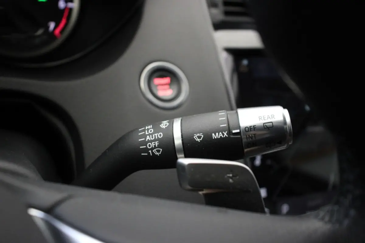 1.5 P300e AWD R-Dynamic HSE - Panorama, Carplay, Camera, Leer, Clima