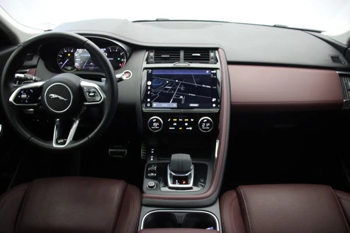 1.5 P300e AWD R-Dynamic HSE - Panorama, Carplay, Camera, Leer, Clima