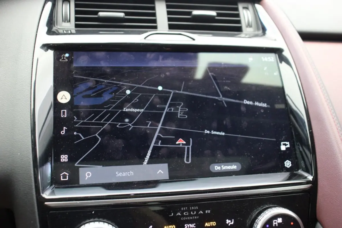 1.5 P300e AWD R-Dynamic HSE - Panorama, Carplay, Camera, Leer, Clima