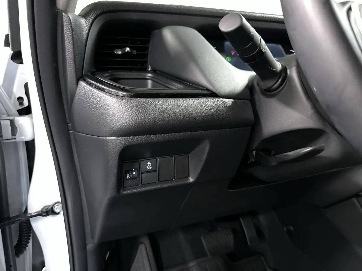 1.5 e:HEV Advance Crosstar Automaat | Camera | LED