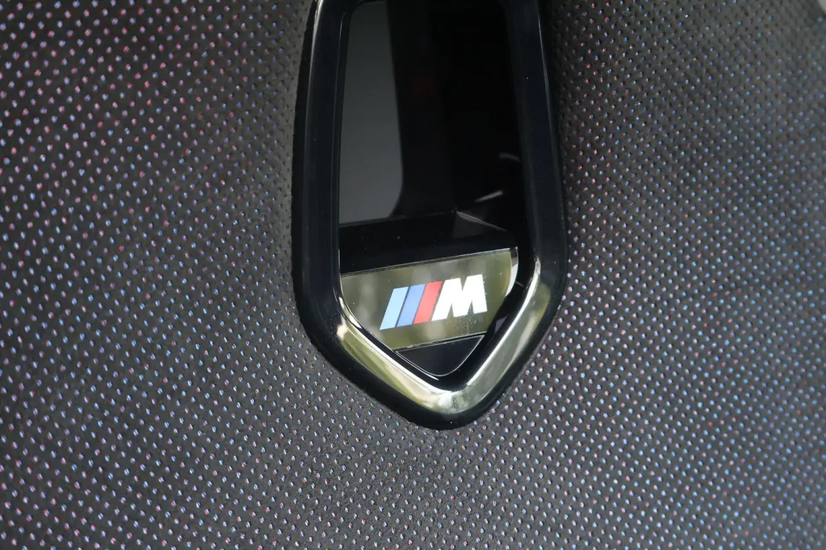 120 M Sport Design Edition | M Sport Pro | Parking Assistant Plus | Head-Up Display | Iconic Glow Grille