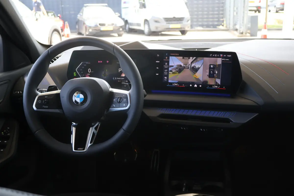 120 M Sport Design Edition | M Sport Pro | Parking Assistant Plus | Head-Up Display | Iconic Glow Grille