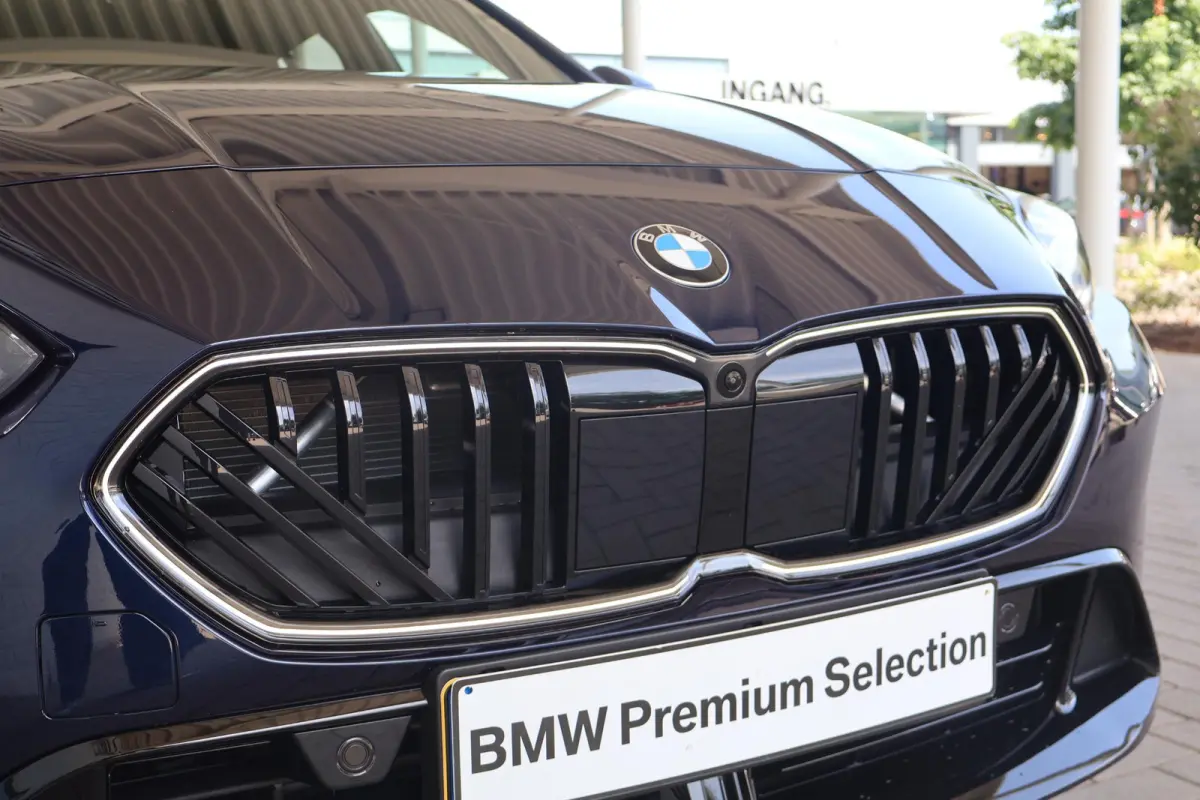 120 M Sport Design Edition | M Sport Pro | Parking Assistant Plus | Head-Up Display | Iconic Glow Grille