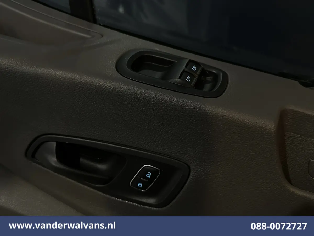 2.0 TDCI 131pk L4H3 Jumbo Euro6 Airco | Camera | Cruisecontrol | Verwarmde voorruit Parkeersensoren, Bijrijdersbank