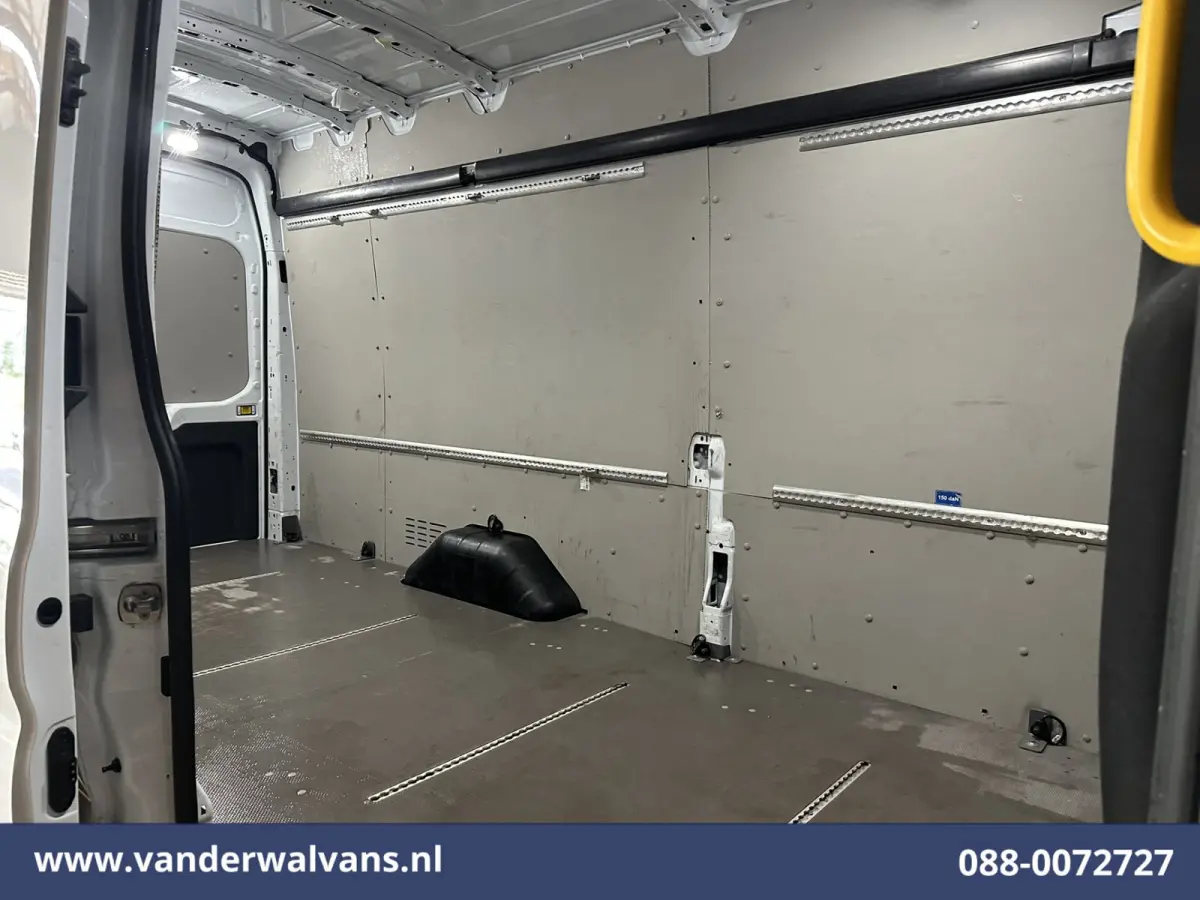 2.0 TDCI 131pk L4H3 Jumbo Euro6 Airco | Camera | Cruisecontrol | Verwarmde voorruit Parkeersensoren, Bijrijdersbank