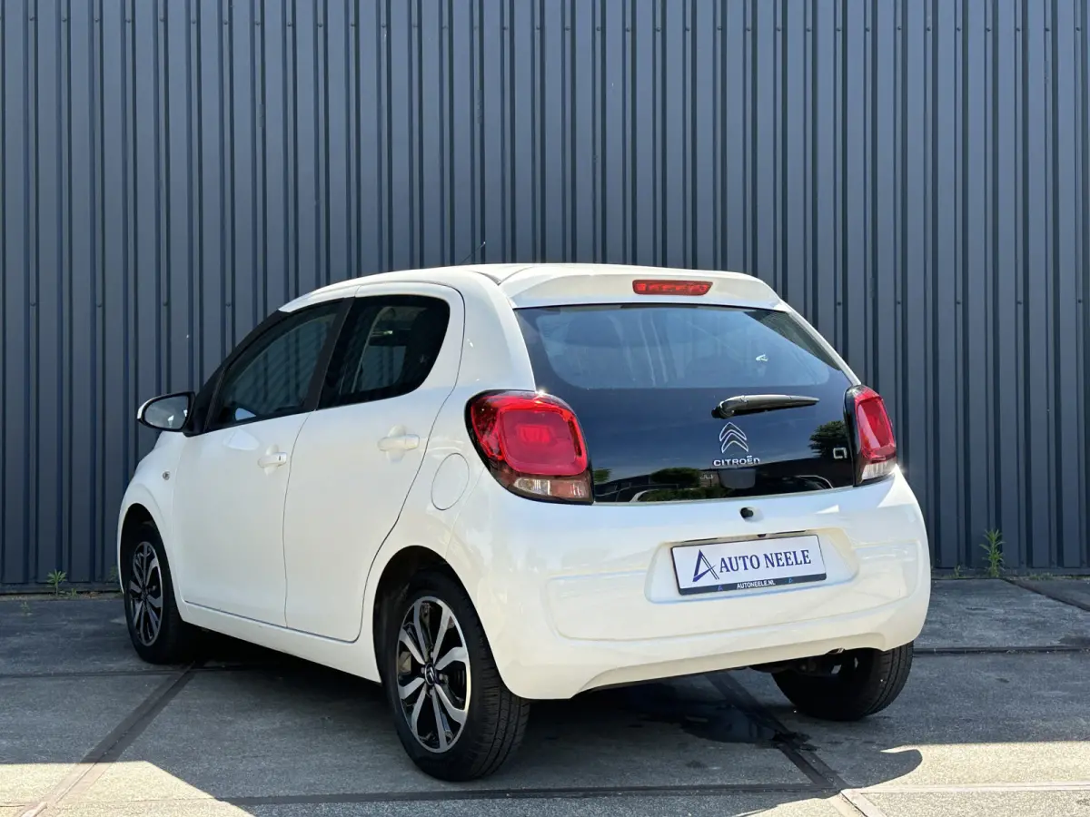 1.0 VTi Shine BTW, Camera, NAP, Carplay