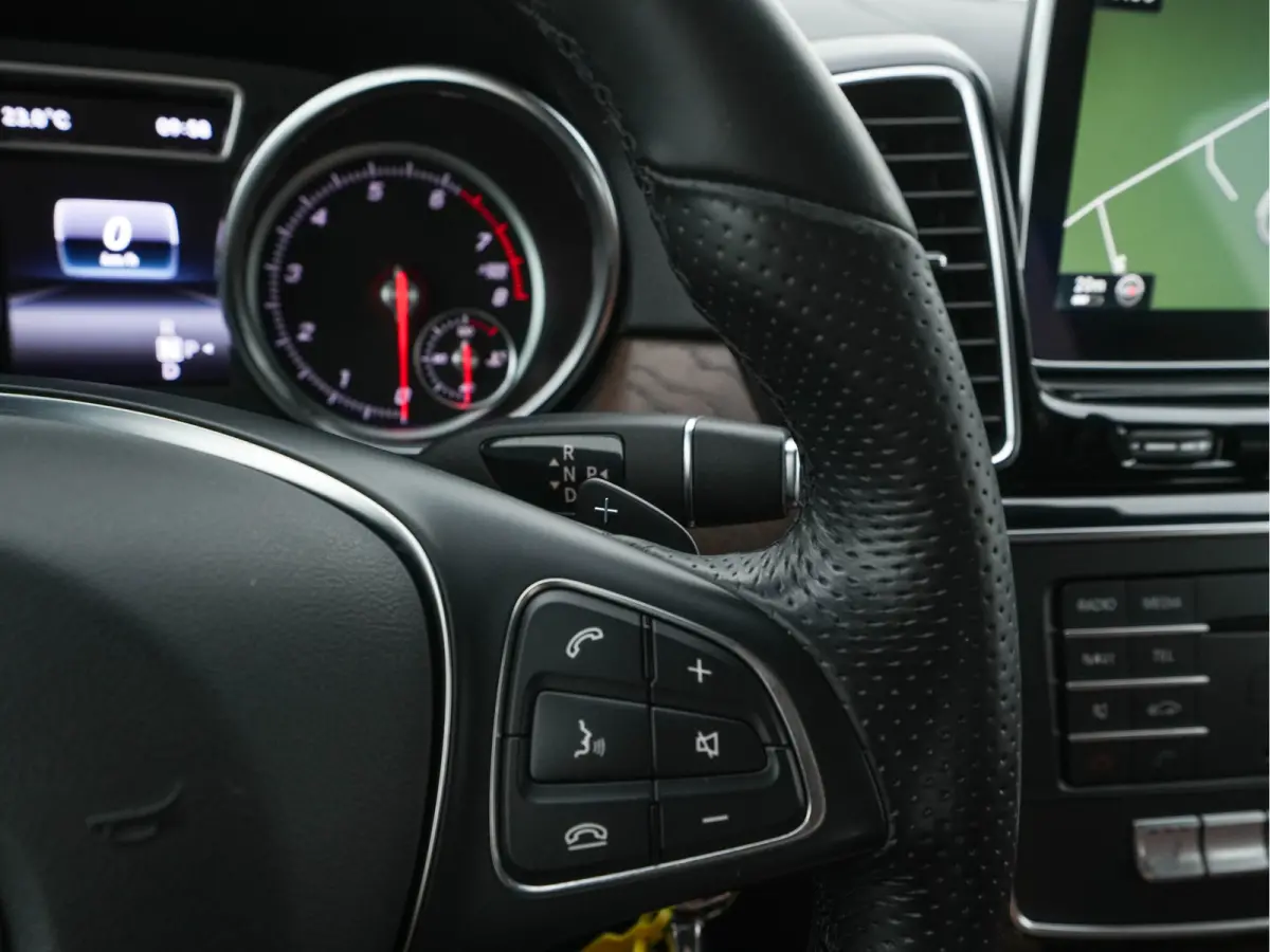 400 4MATIC Aut. *LEATHER | FULL-LED | MEMORY-PACK | HEATED-CONTOURSEATS | CAMERA | NAVI-FULLMAP | TOPVIEW | SHIFTPADDLES | AMBIENTLIGHT | ECC | HEAD-UP | PDC | CRUISE | TOWBAR | 20''ALU*