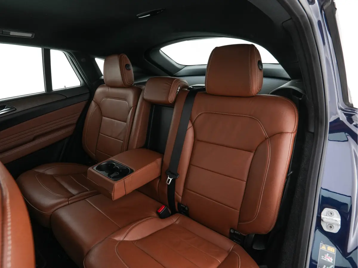 400 4MATIC Aut. *LEATHER | FULL-LED | MEMORY-PACK | HEATED-CONTOURSEATS | CAMERA | NAVI-FULLMAP | TOPVIEW | SHIFTPADDLES | AMBIENTLIGHT | ECC | HEAD-UP | PDC | CRUISE | TOWBAR | 20''ALU*
