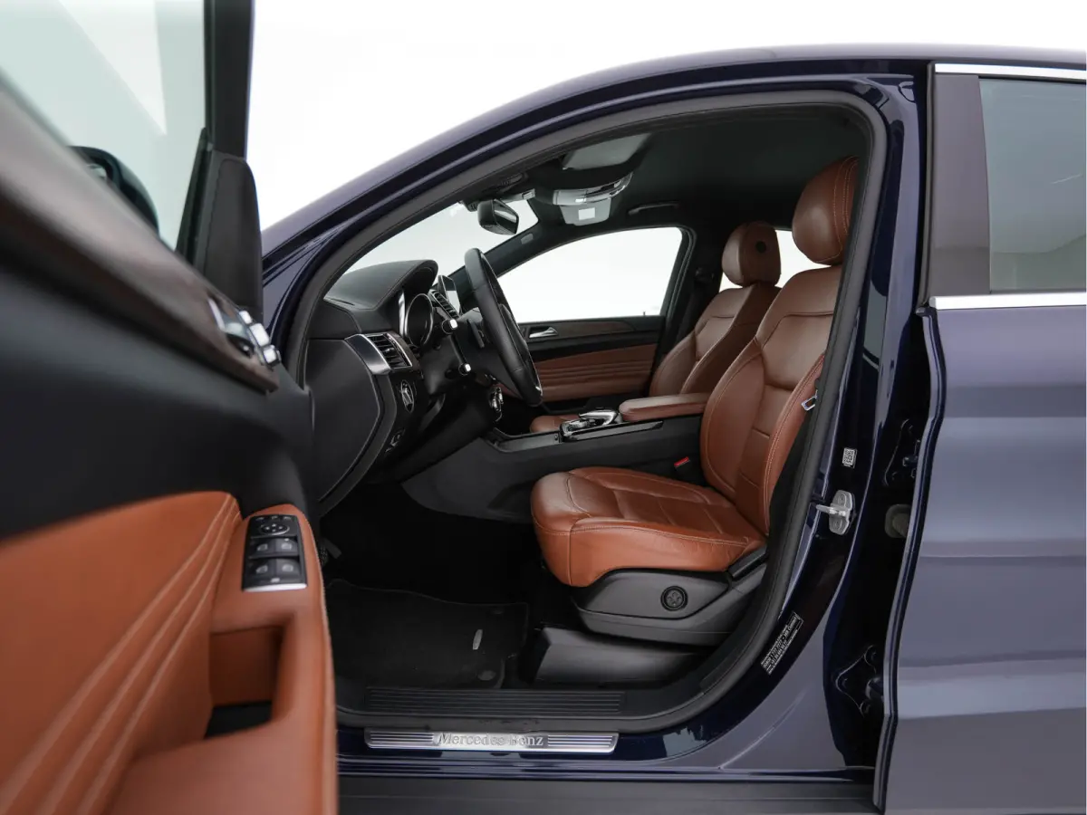 400 4MATIC Aut. *LEATHER | FULL-LED | MEMORY-PACK | HEATED-CONTOURSEATS | CAMERA | NAVI-FULLMAP | TOPVIEW | SHIFTPADDLES | AMBIENTLIGHT | ECC | HEAD-UP | PDC | CRUISE | TOWBAR | 20''ALU*