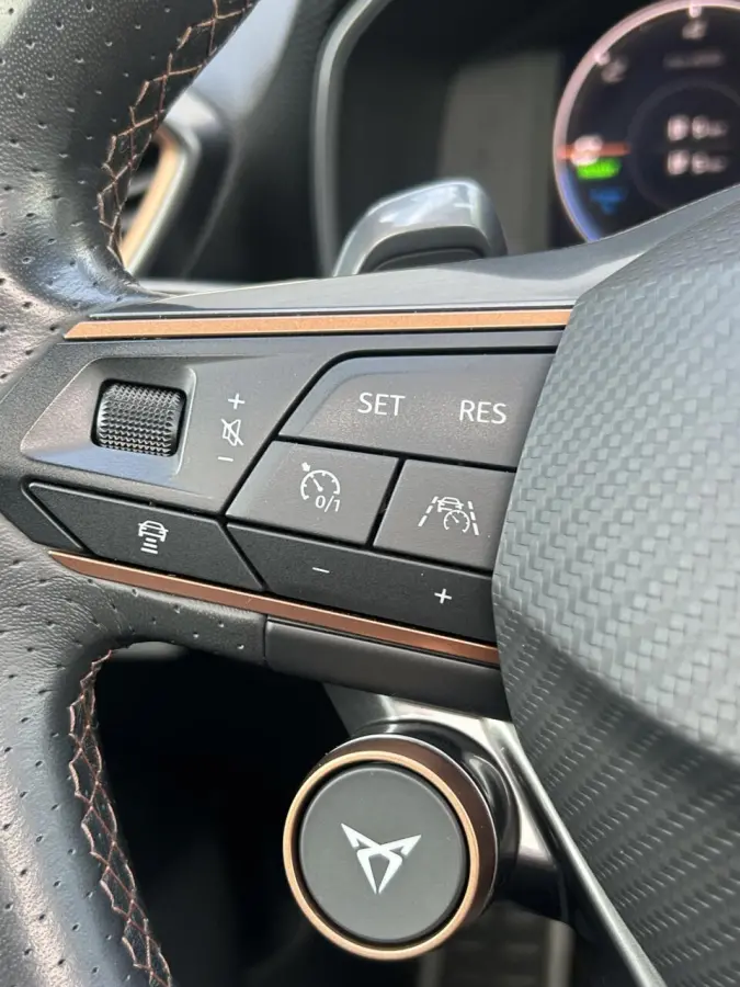 1.4 e-Hybrid VZ Adrenaline