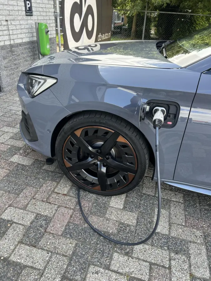 1.4 e-Hybrid VZ Adrenaline