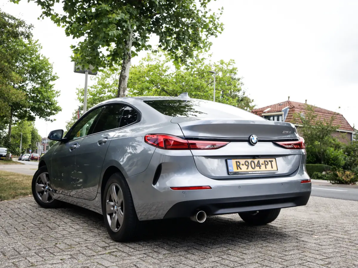218i Business Edition Plus 1e-Eig. & Keurig-Onderh. BOVAG-Garantie. NL-Auto.