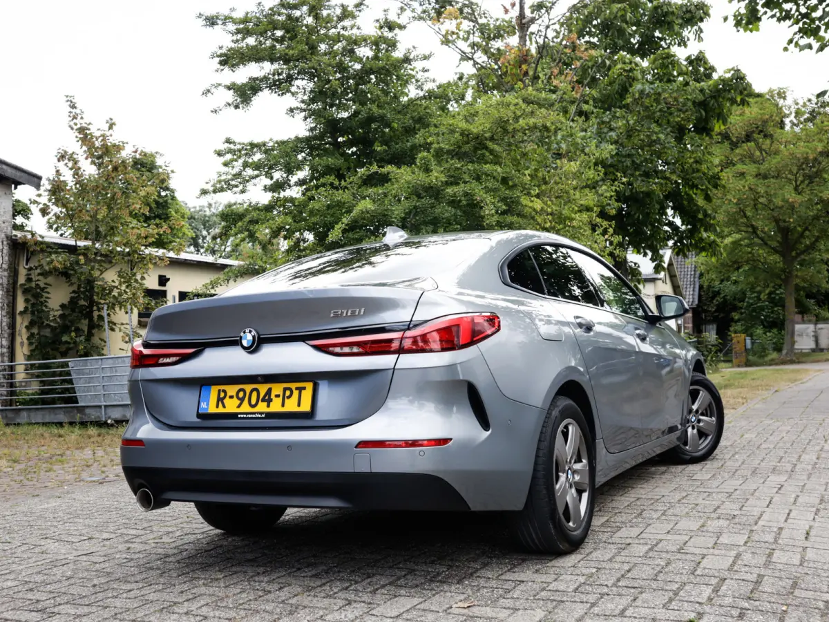 218i Business Edition Plus 1e-Eig. & Keurig-Onderh. BOVAG-Garantie. NL-Auto.