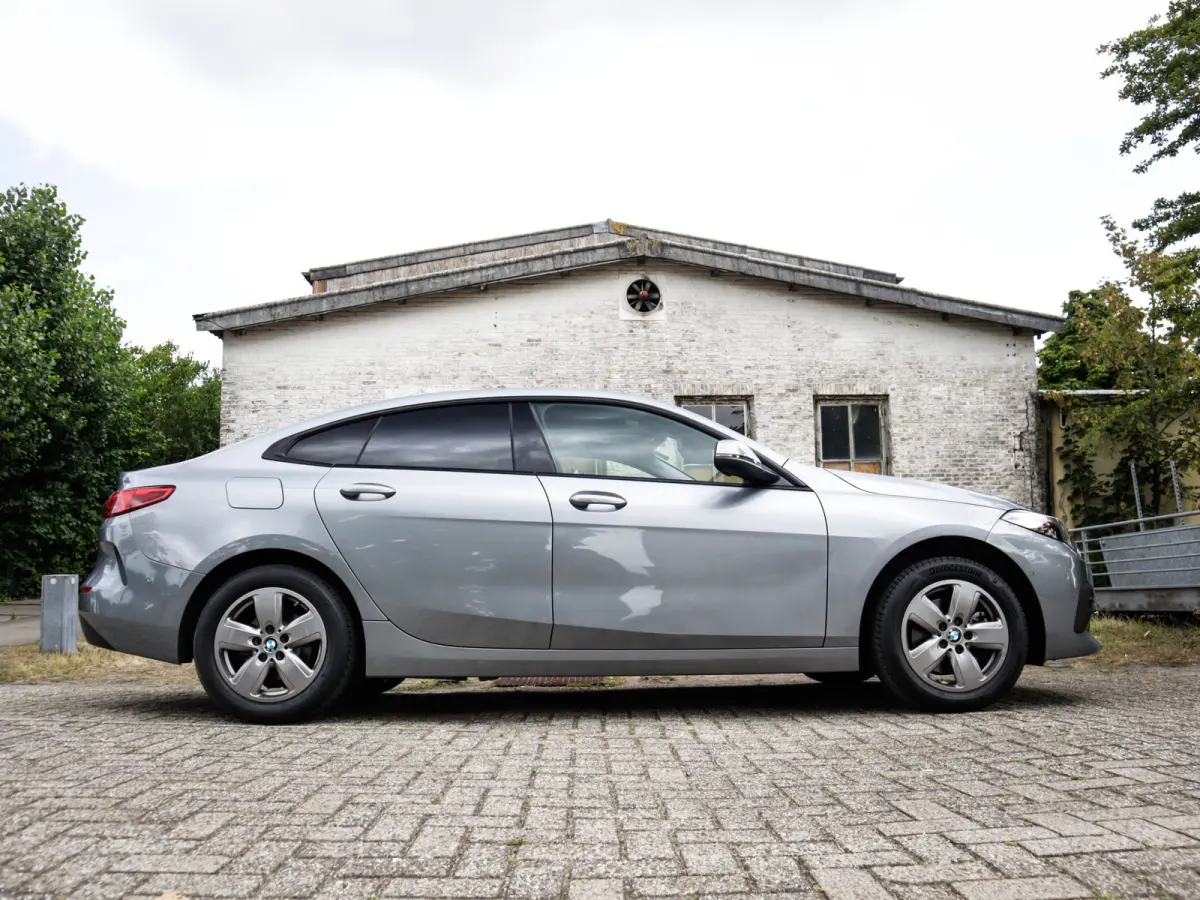 218i Business Edition Plus 1e-Eig. & Keurig-Onderh. BOVAG-Garantie. NL-Auto.