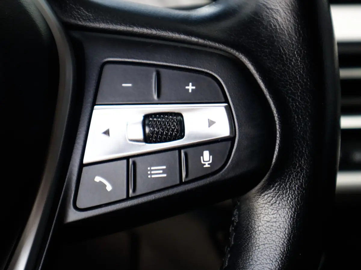 218i Business Edition Plus 1e-Eig. & Keurig-Onderh. BOVAG-Garantie. NL-Auto.