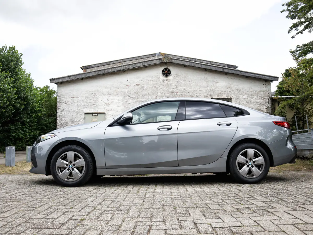 218i Business Edition Plus 1e-Eig. & Keurig-Onderh. BOVAG-Garantie. NL-Auto.