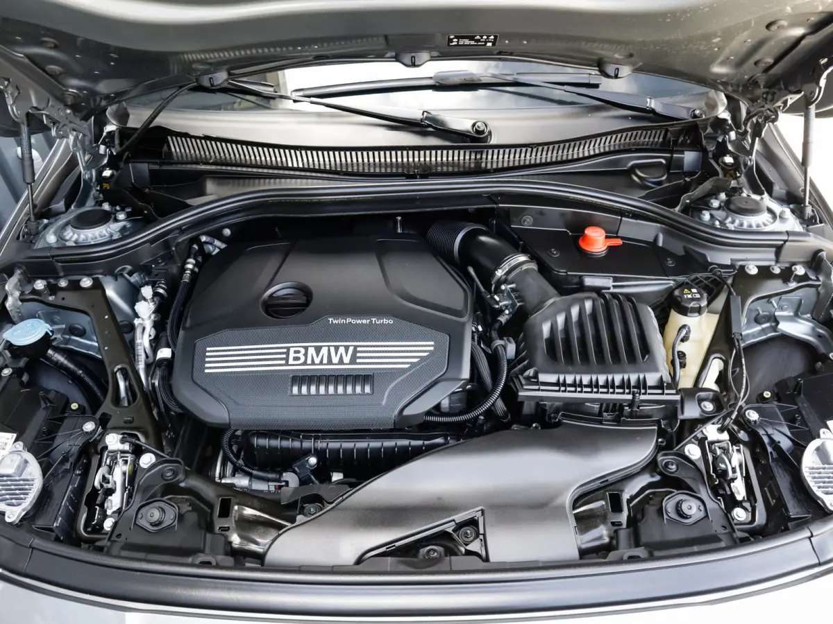 218i Business Edition Plus 1e-Eig. & Keurig-Onderh. BOVAG-Garantie. NL-Auto.