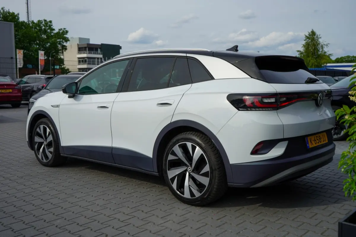 First 77 kWh | 92,66% SOH | Led | Camera | Adap. Cruise | Stoelv