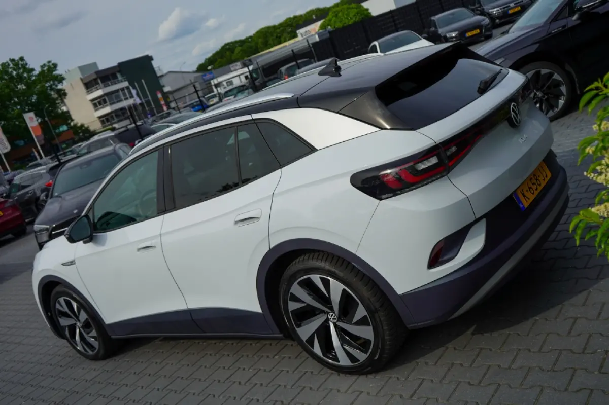First 77 kWh | 92,66% SOH | Led | Camera | Adap. Cruise | Stoelv