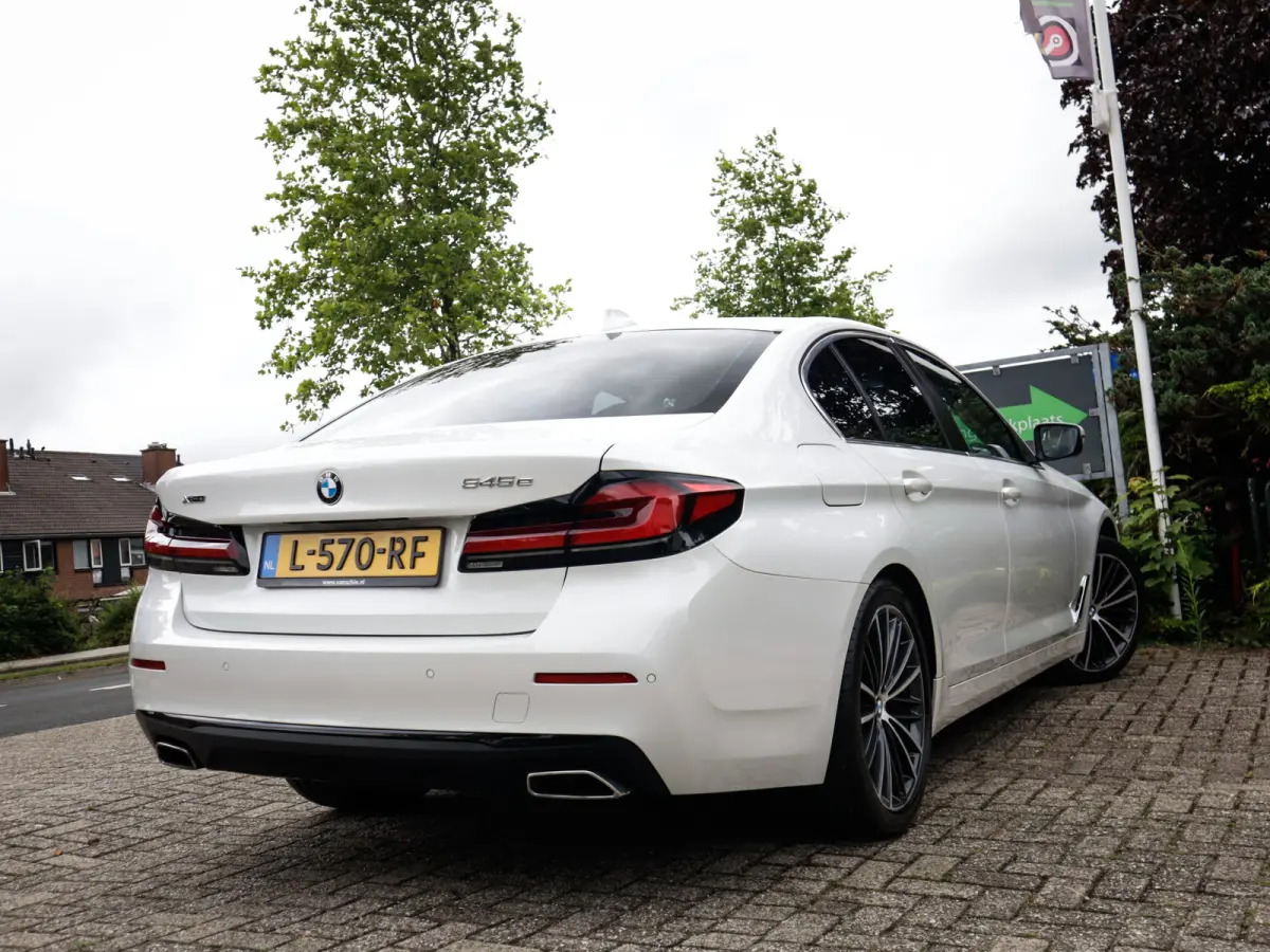 545e xDrive Business Edition Plus 1e-Eig. & Dealer-Onderh. BOVAG-Garantie. NL-Auto.