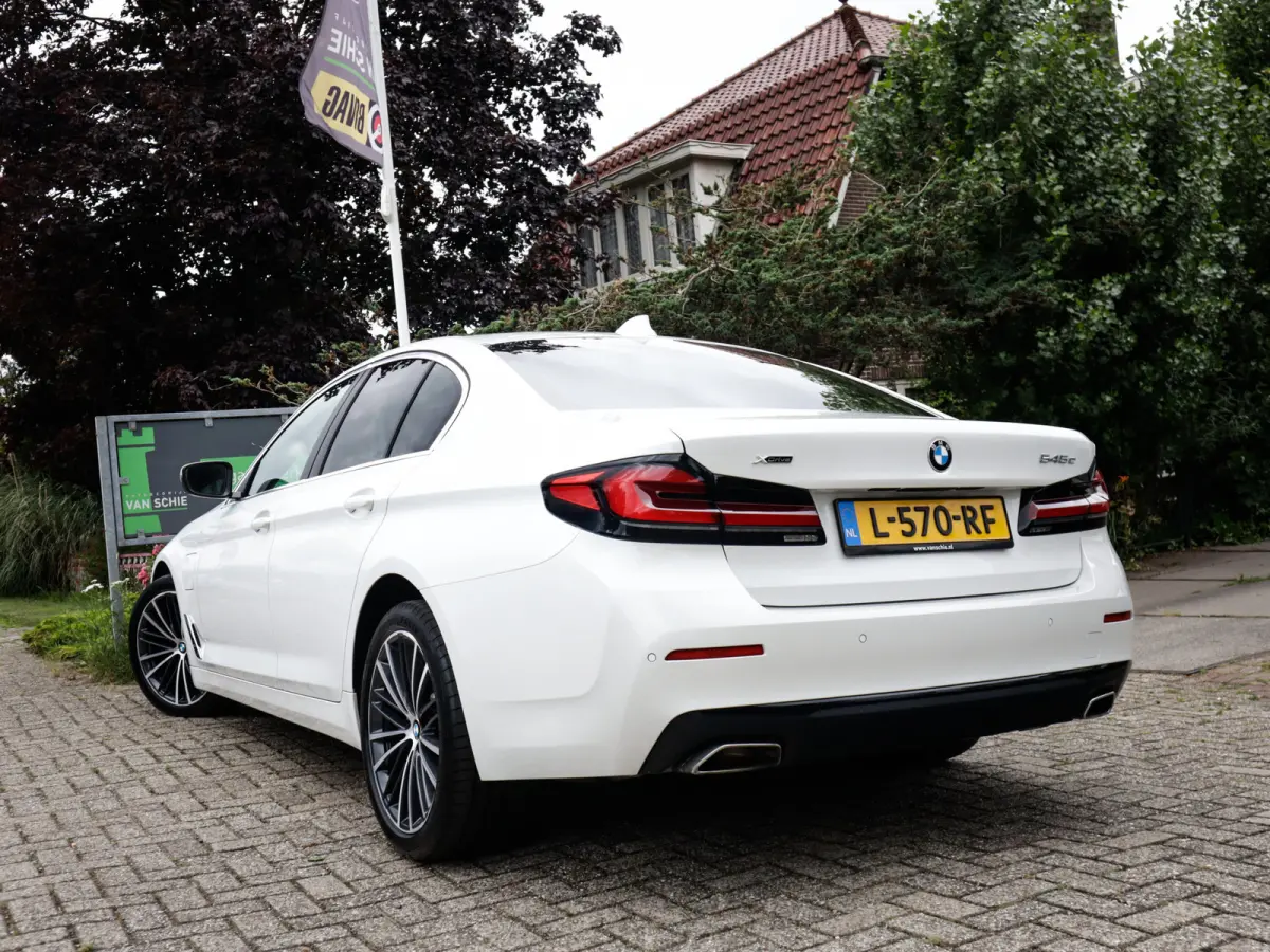 545e xDrive Business Edition Plus 1e-Eig. & Dealer-Onderh. BOVAG-Garantie. NL-Auto.