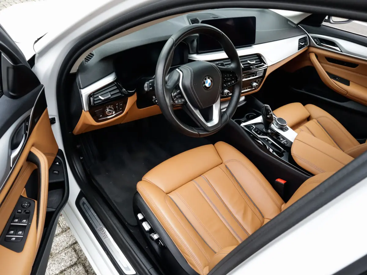 545e xDrive Business Edition Plus 1e-Eig. & Dealer-Onderh. BOVAG-Garantie. NL-Auto.