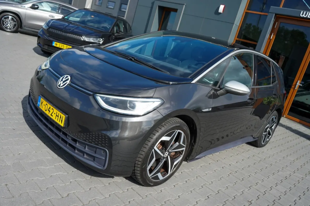 First Plus 58 kWh | 90,69% SOH | IQ | Camera | Adap. Cruise