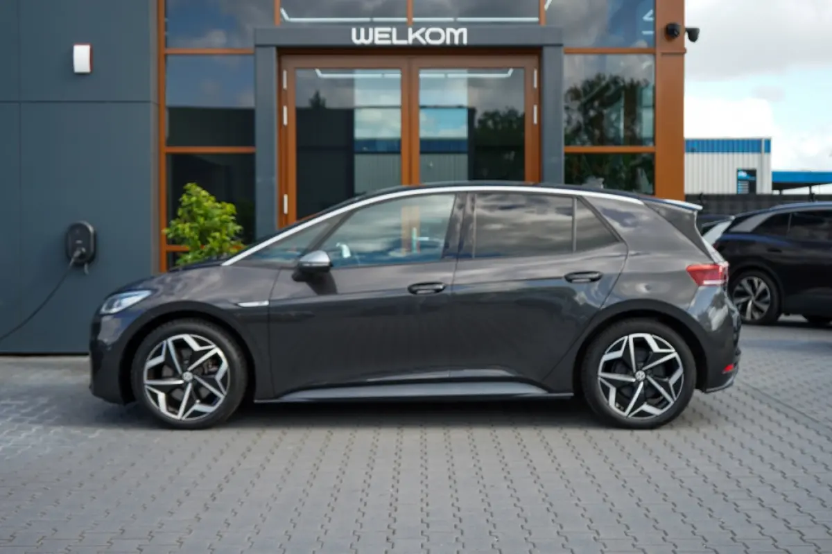 First Plus 58 kWh | 90,69% SOH | IQ | Camera | Adap. Cruise