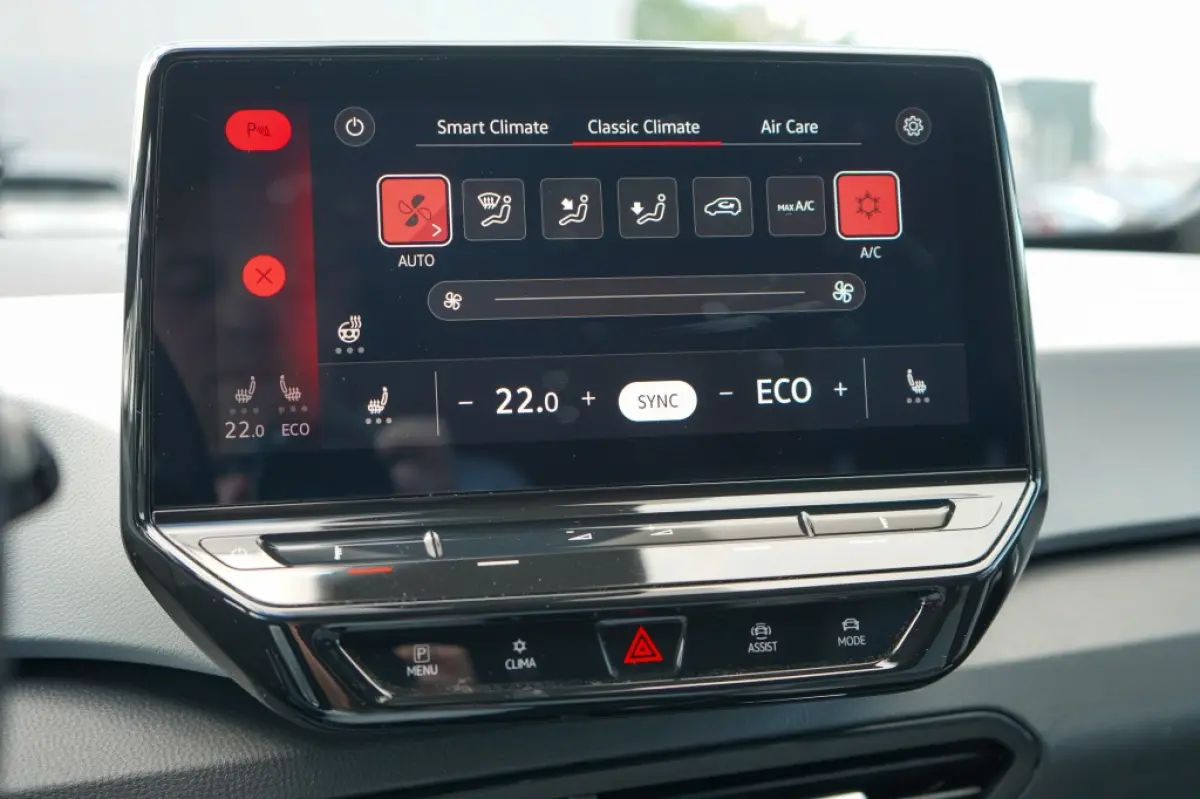 First Plus 58 kWh | 90,69% SOH | IQ | Camera | Adap. Cruise