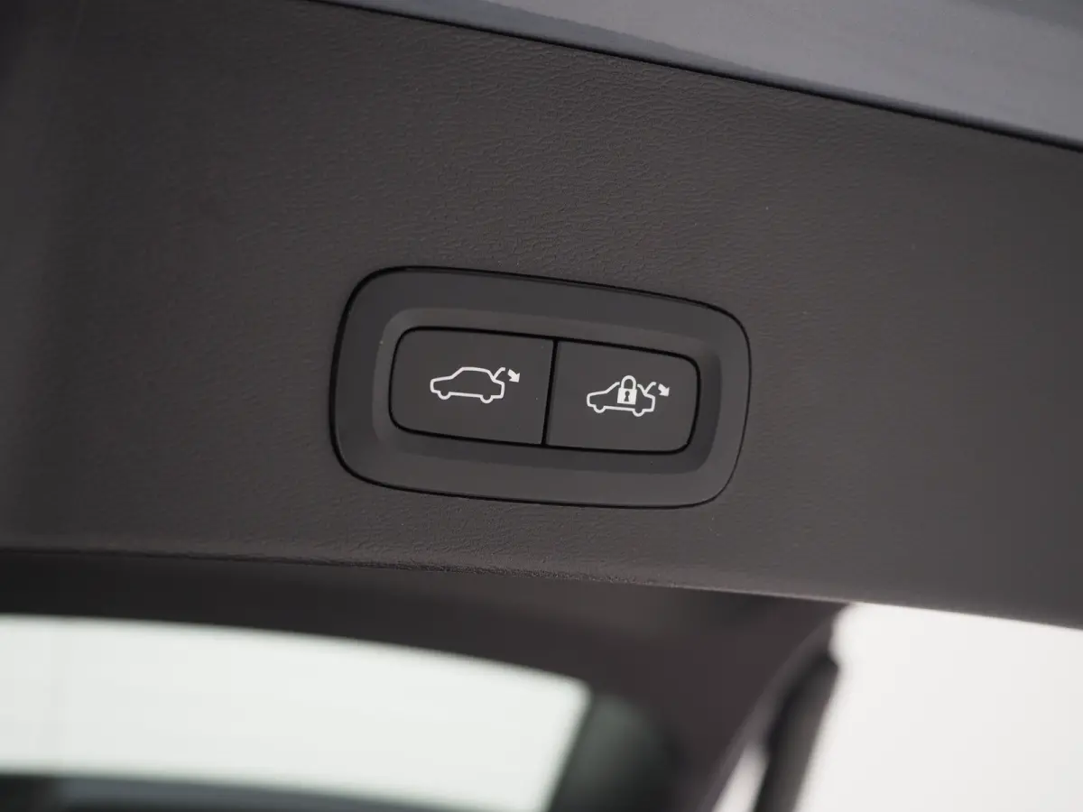 T4 211PK Core Bright | Cruise Control | High Perf Audio | Elec Achterklep | Pre-con
