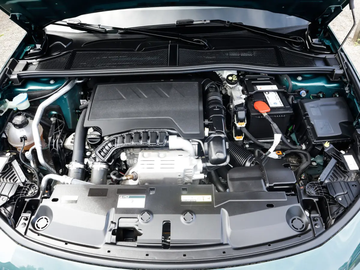 1.2 PureTech Allure Pack Business 1e-Eig. & Dealer-Onderh. BOVAG-Garantie. NL-Auto.