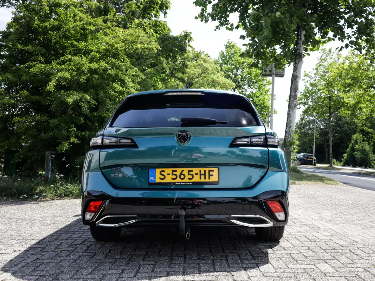 1.2 PureTech Allure Pack Business 1e-Eig. & Dealer-Onderh. BOVAG-Garantie. NL-Auto.