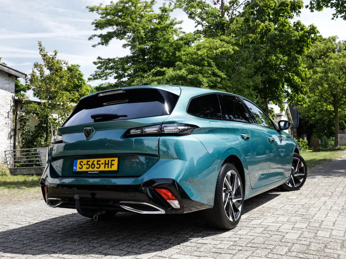 1.2 PureTech Allure Pack Business 1e-Eig. & Dealer-Onderh. BOVAG-Garantie. NL-Auto.
