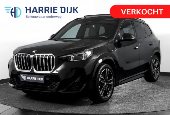 xDrive25e 245 PK | M-Sport | Premium Pack | S/K-Panodak | Elek. Trekhaak | Dig. Cockpit | Cruise | Stoelverw. | PDC | Camera | NAV+App. Connect | ECC | Elek. Klep | LM 19" | 2845