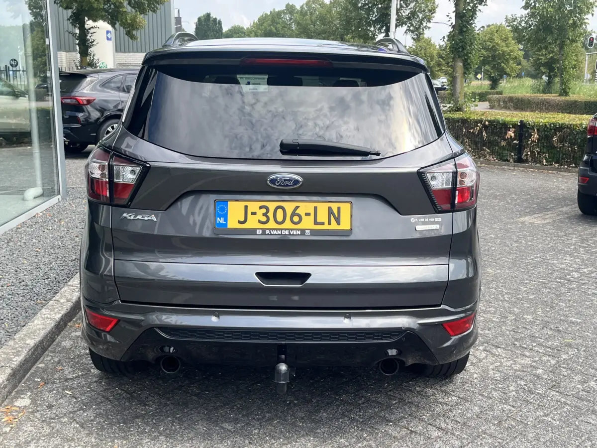 1.5 EcoBoost ST Line 150pk/110kW 6-bak | Panodak | Trekhaak | Elek. achterklep | Bi-Xenon | etc. etc.