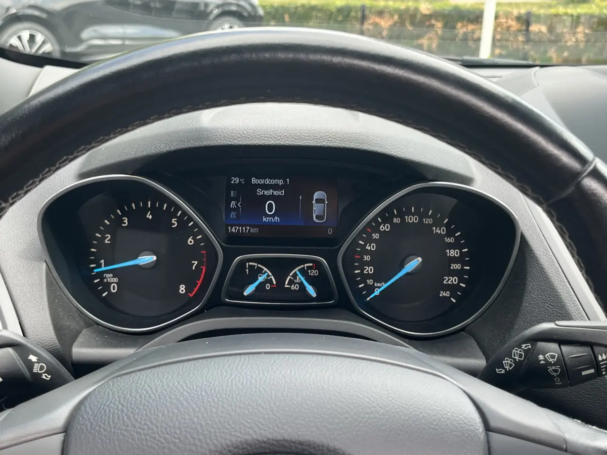 1.5 EcoBoost ST Line 150pk/110kW 6-bak | Panodak | Trekhaak | Elek. achterklep | Bi-Xenon | etc. etc.