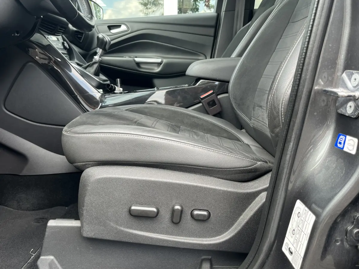 1.5 EcoBoost ST Line 150pk/110kW 6-bak | Panodak | Trekhaak | Elek. achterklep | Bi-Xenon | etc. etc.