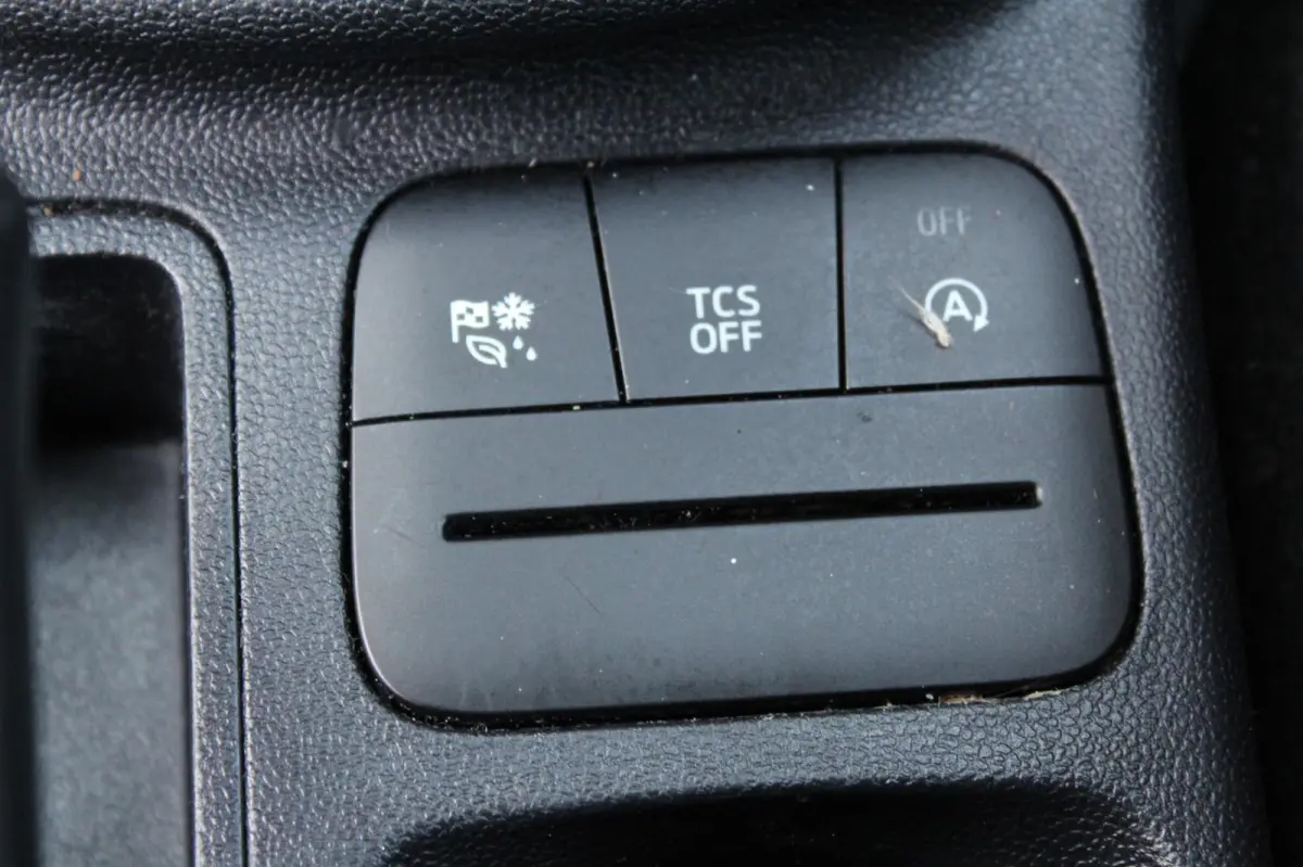 1.0 EcoBoost Hybrid Titanium 125PK | Climate Control | NAVI | LMV | PDC V+A | Cruise Control | Dealeronderhouden