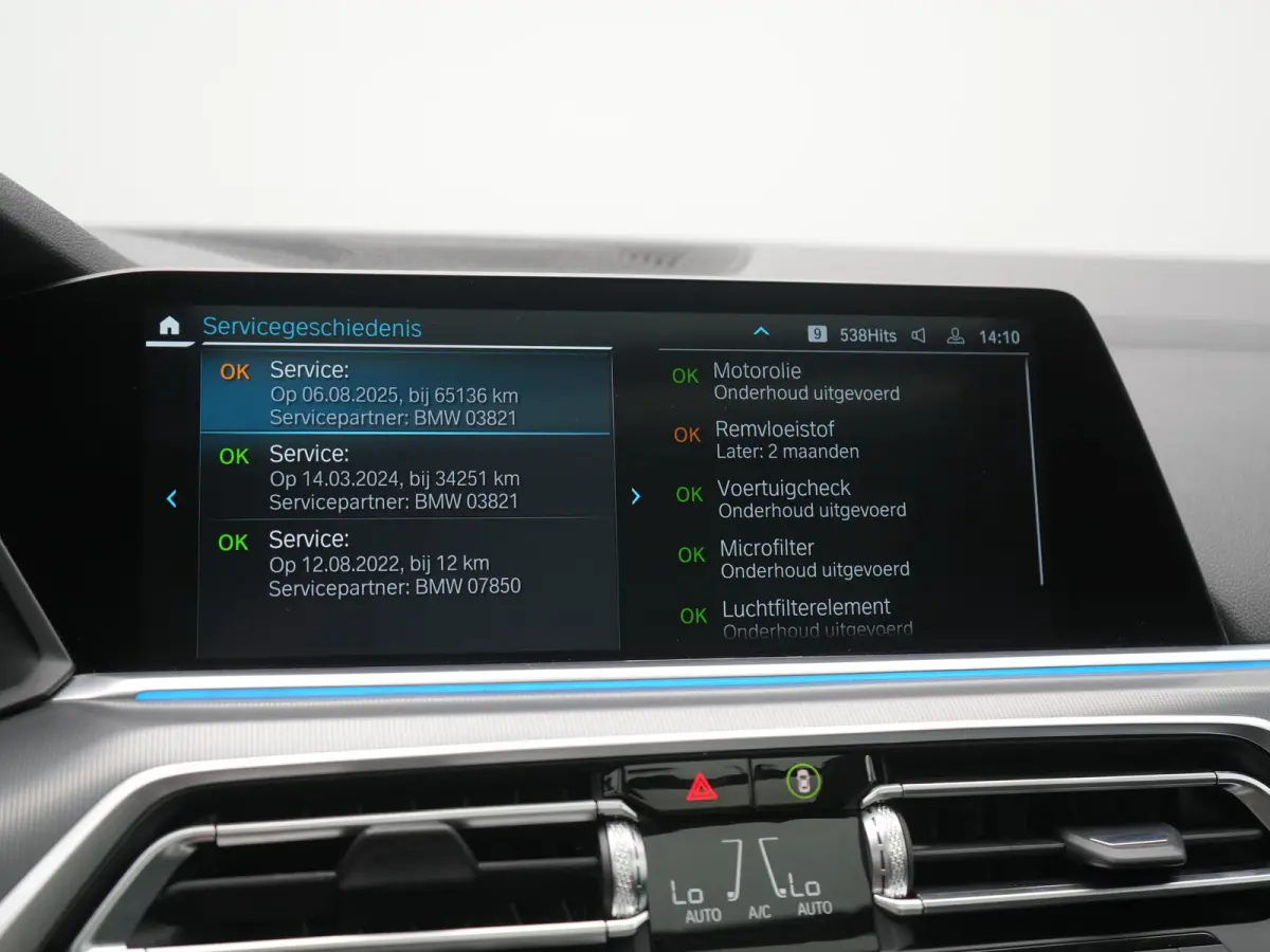 xDrive45e High Executive PHEV 395pk Dealer O.H. | Panodak | Luchtvering | 360 Camera | Adaptief Onderstel | Lederen Sportstoelen Memory & Verwarmd | Sfeerverlichting | Apple Carplay | Naviga