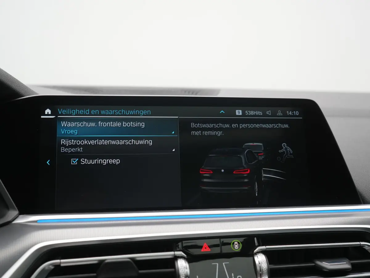 xDrive45e High Executive PHEV 395pk Dealer O.H. | Panodak | Luchtvering | 360 Camera | Adaptief Onderstel | Lederen Sportstoelen Memory & Verwarmd | Sfeerverlichting | Apple Carplay | Naviga